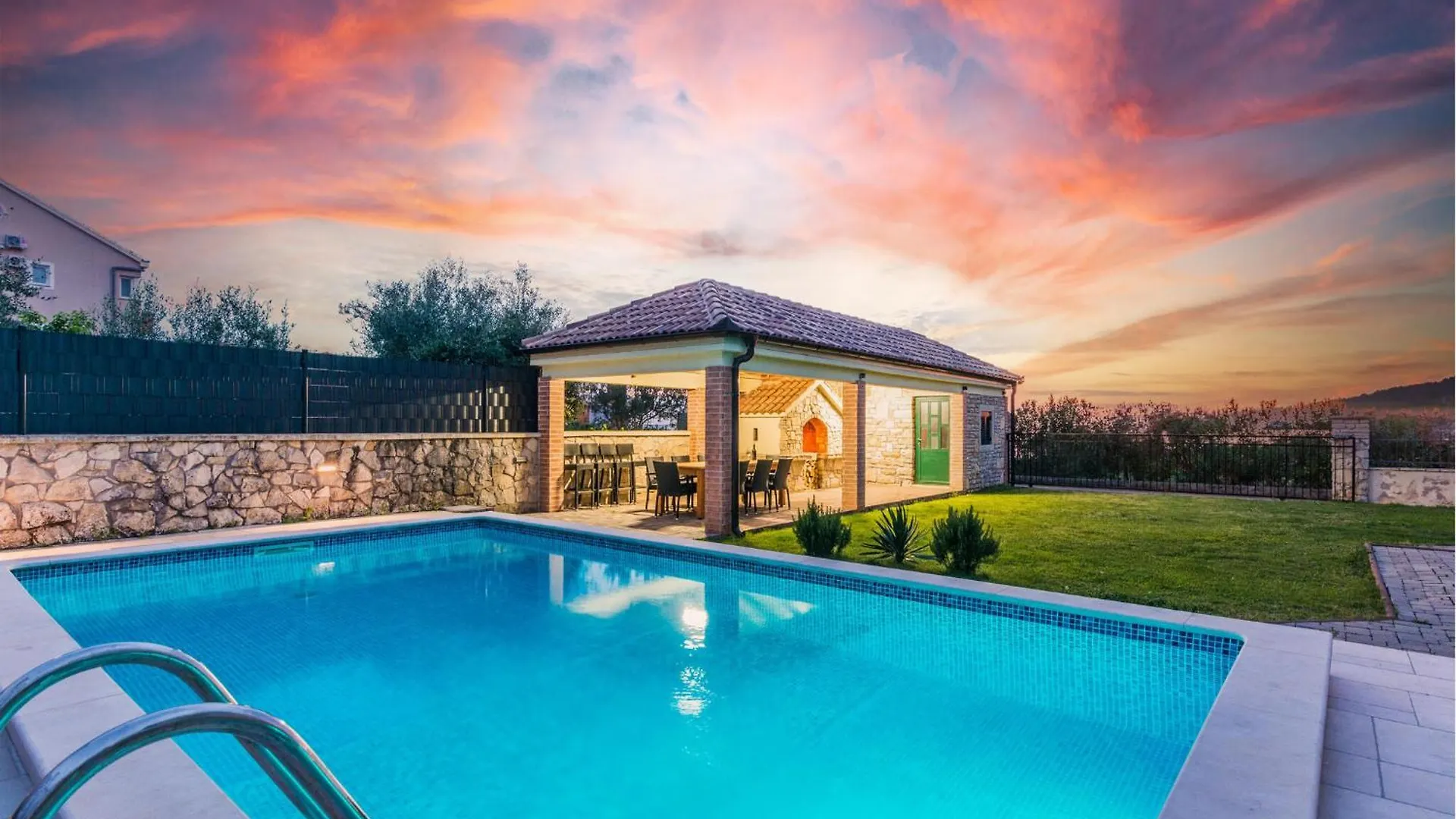 Holiday home Villa Curta Privlaka